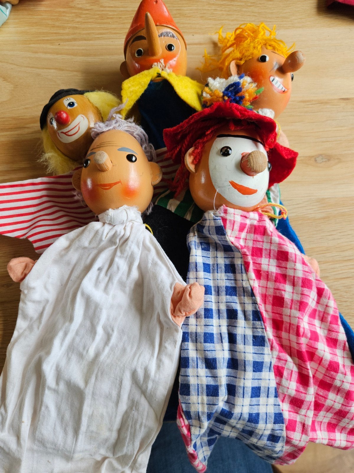 Oude poppenkastpoppen met houten kop - Vintage handpoppen, Ophalen of Verzenden, Gebruikt, Overige typen