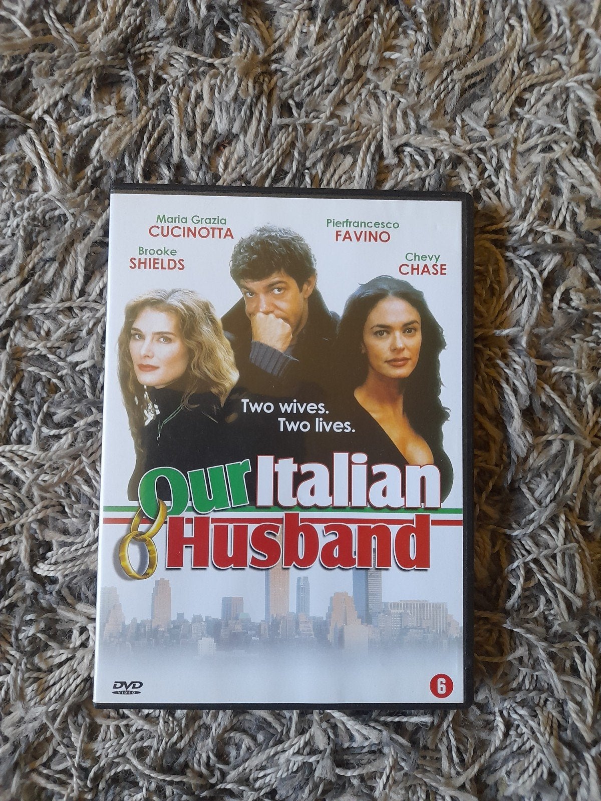 dvd out Italian husband, Actiekomedie, Nederlands, Ophalen of Verzenden, Zo goed als nieuw