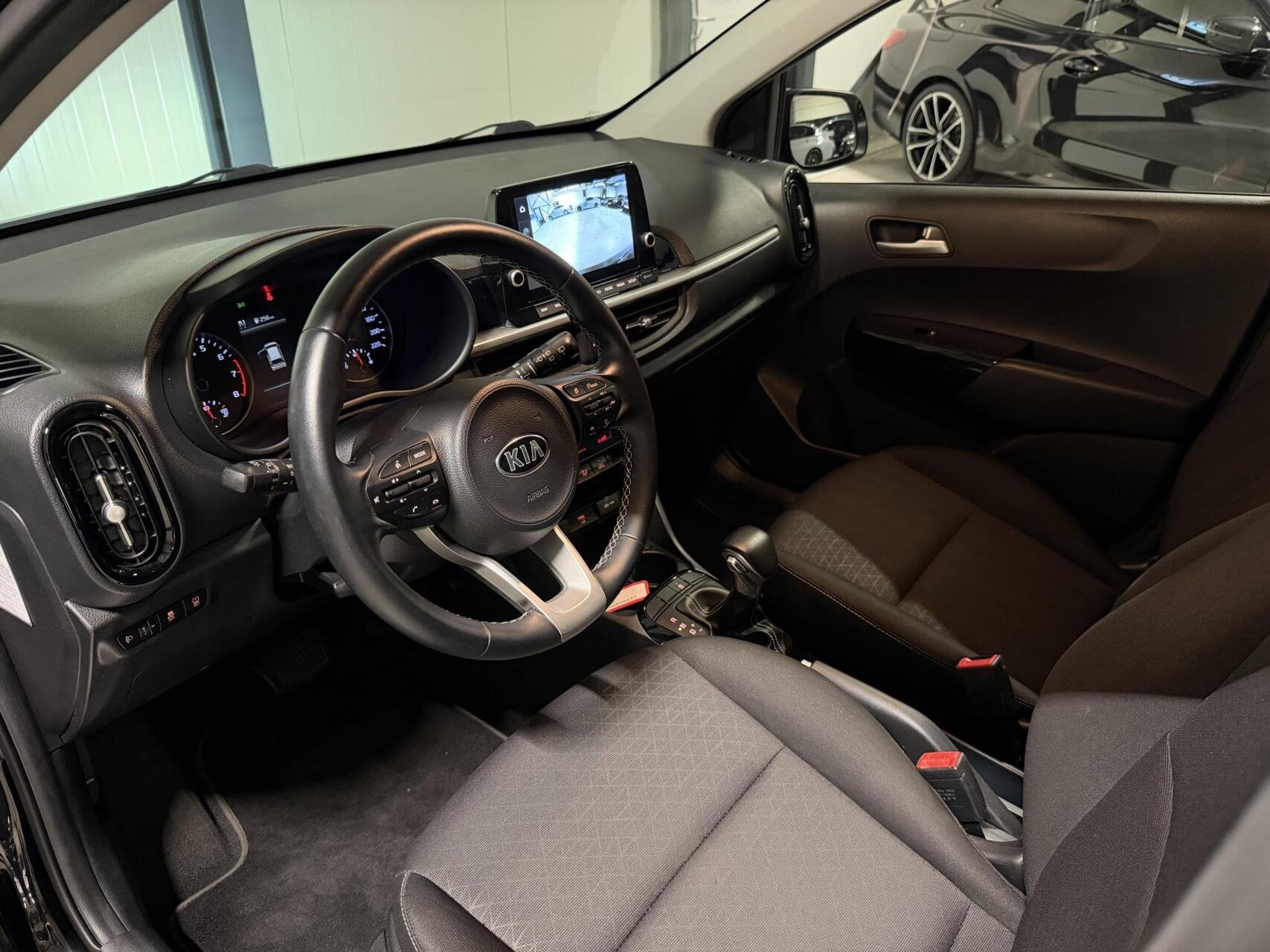 Kia Picanto 1.0 DPi DynamicPlusLine Automaat Camera Carplay, Auto's, 877 kg, Gebruikt, 4 stoelen, Zwart