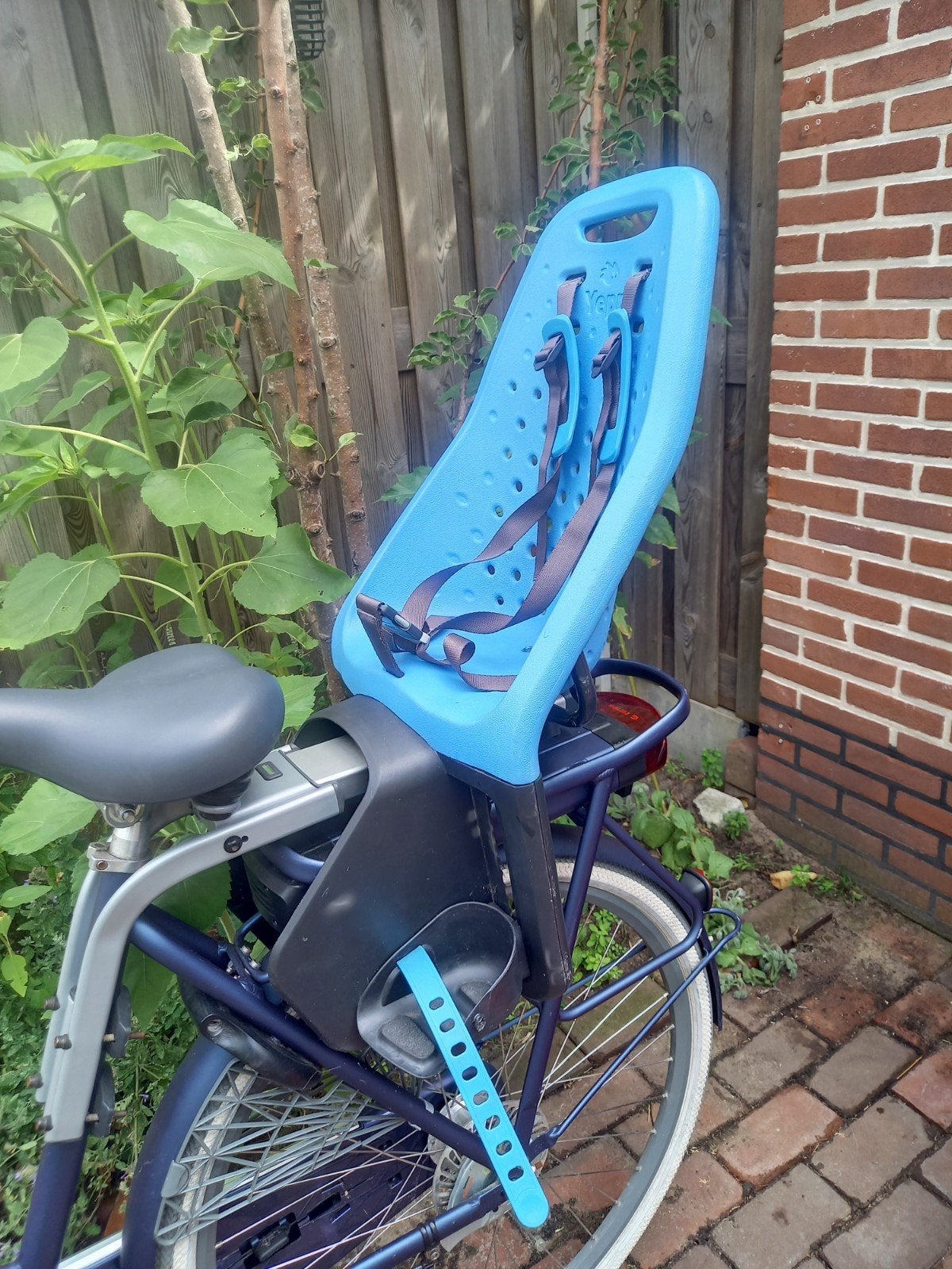 Yepp GMG kinderstoel voor achterop de fiets. Achterzitje., Achterzitje, Yepp (GMG), Ophalen, 15 t/m 25 kg