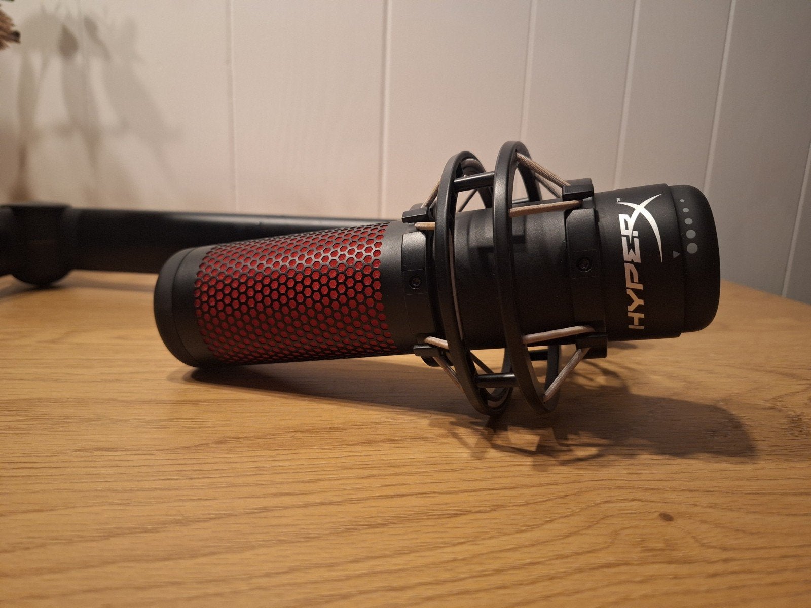 HyperX QuadCast microfoon met arm - Zo goed als nieuw, Ophalen, Zo goed als nieuw, Studiomicrofoon