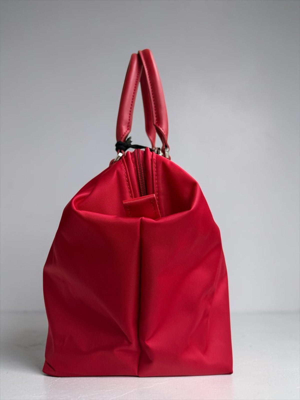 Lipault Paris Bowling Bag M Cherry Red - Nieuw met Labels, Lipault paris, Lipault paris, Nieuw, Ophalen of Verzenden
