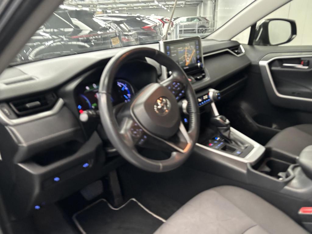 Toyota RAV4 2.5 Hybrid Business Plus + Trekhaak netee auto m, Auto's, Toyota, Gebruikt, Euro 6, 4 cilinders, 2487 cc
