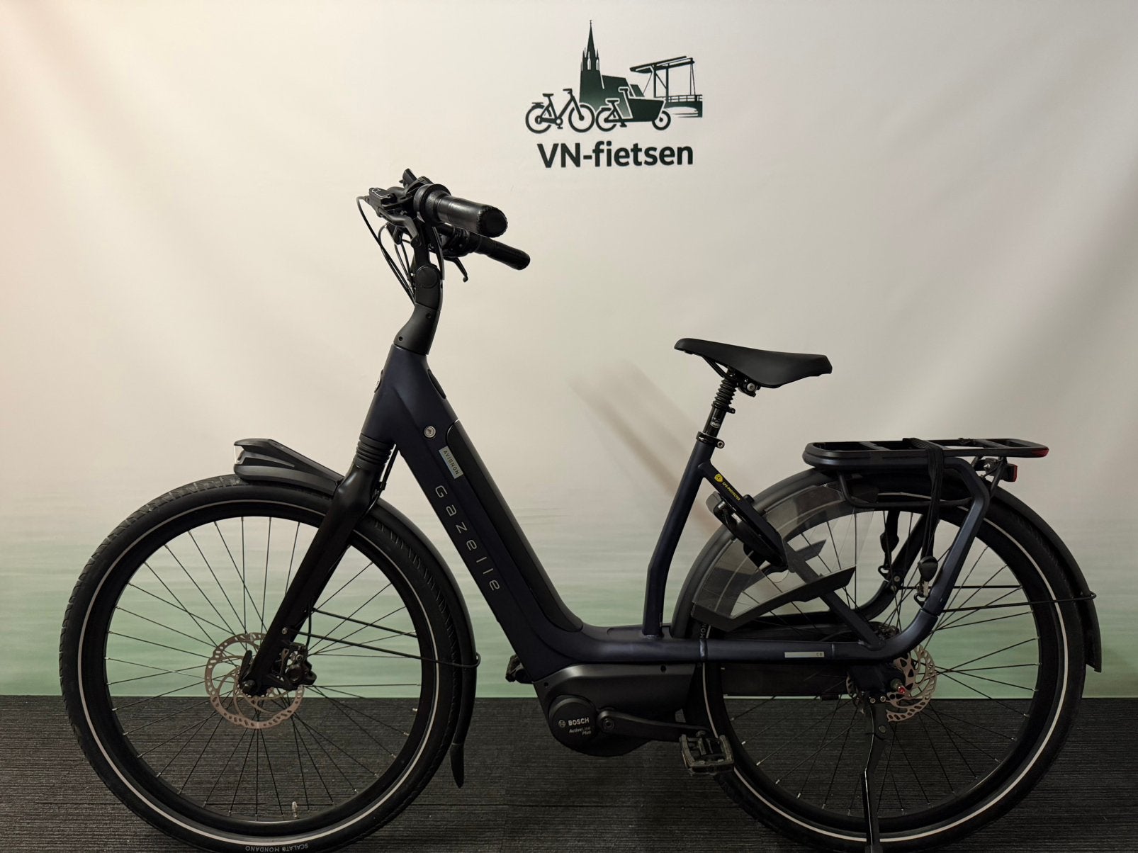 Gazelle Avignon C8 elektrische fiets topstaat -2022- 2665KM, Fietsen en Brommers, Elektrische fietsen, Ophalen, Gazelle, Zo goed als nieuw