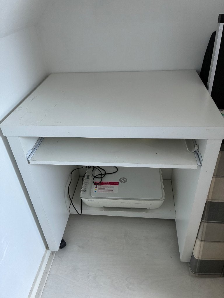 Computertafel, Ophalen, Zo goed als nieuw