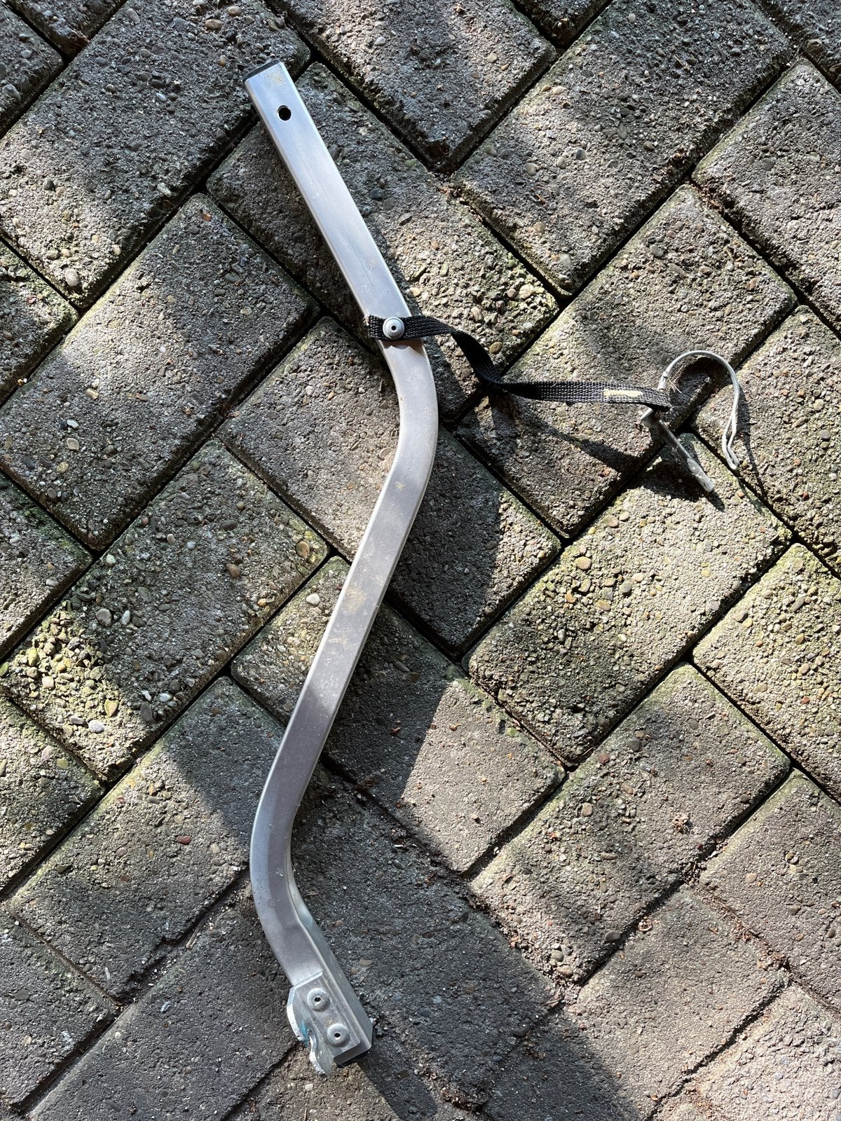 Fietskar aluminium stang met bevestiging, Ophalen, Gebruikt
