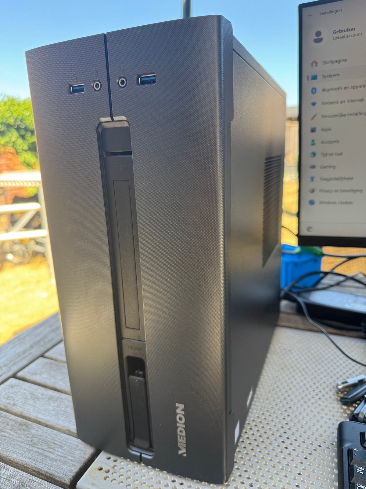 Medion i5-9400, 16gb, 512gb ssd, w11, Computers en Software, Ophalen, 2 tot 3 Ghz, Zo goed als nieuw, SSD