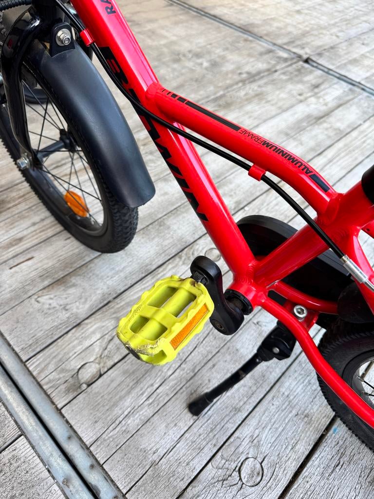 Btwin Racing 900 16 inch kinderfiets met accessoires, Ophalen, Velgrem, 16 tot 20 inch, Gebruikt
