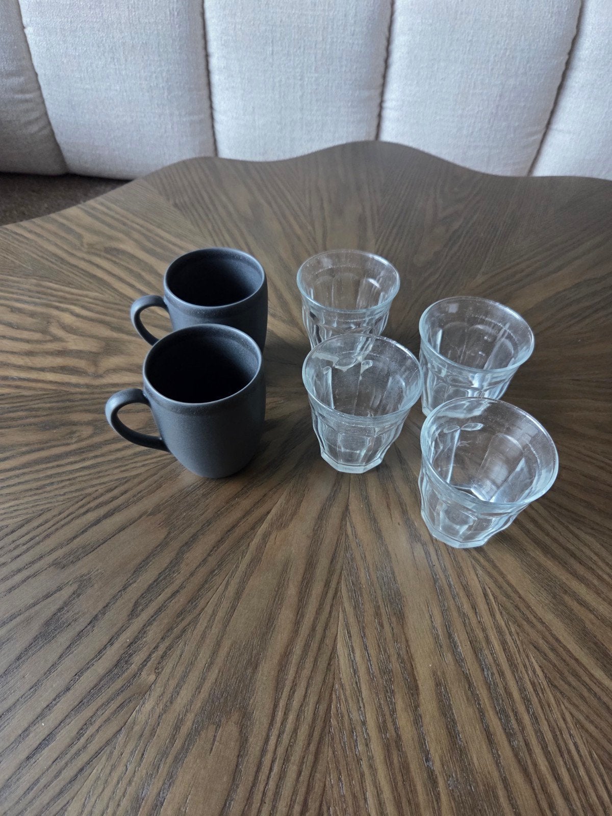 div glazen / kopjes, Huis en Inrichting, Ophalen, Glas, Overige stijlen, Glas of Glazen