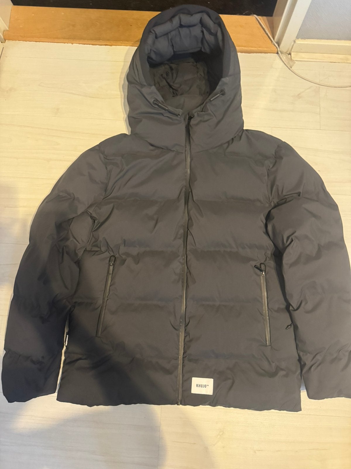 Khujo Winter jas, Verzenden, Zo goed als nieuw, Zwart