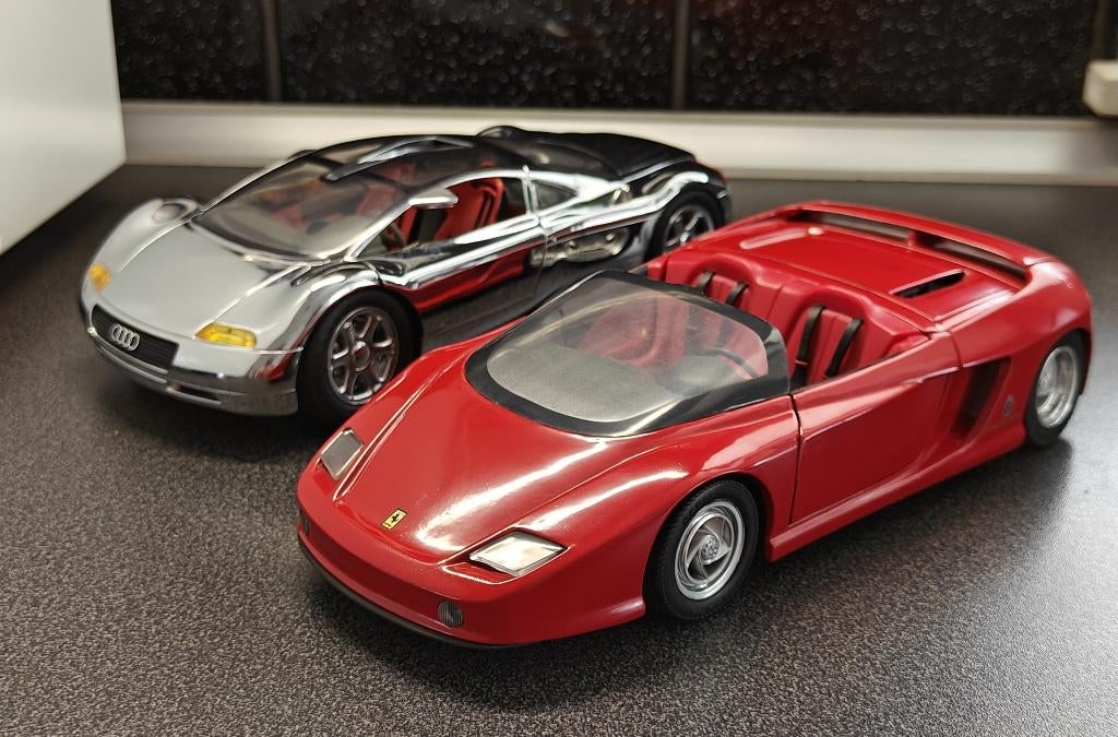 Conceptcar Ferrari Mythos 1:18, Ophalen of Verzenden, Zo goed als nieuw, Auto, Revell
