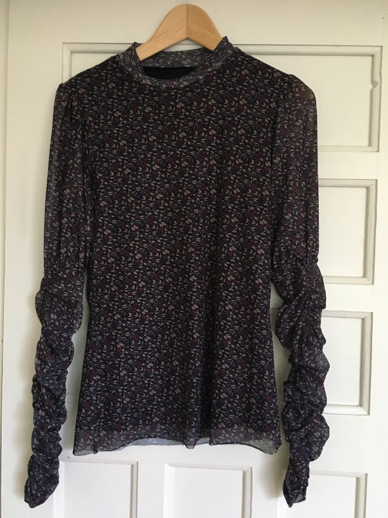 Voile bloemetjestop met geschmockte mouwen maat S/M, Blauw, Ophalen of Verzenden, Lange mouw, Maat 36 (S)