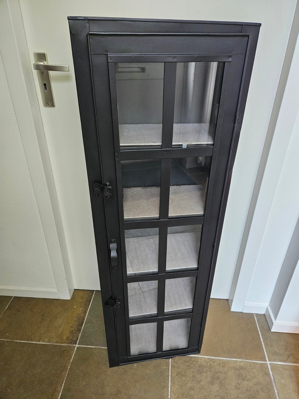 vitrine kast, Ophalen