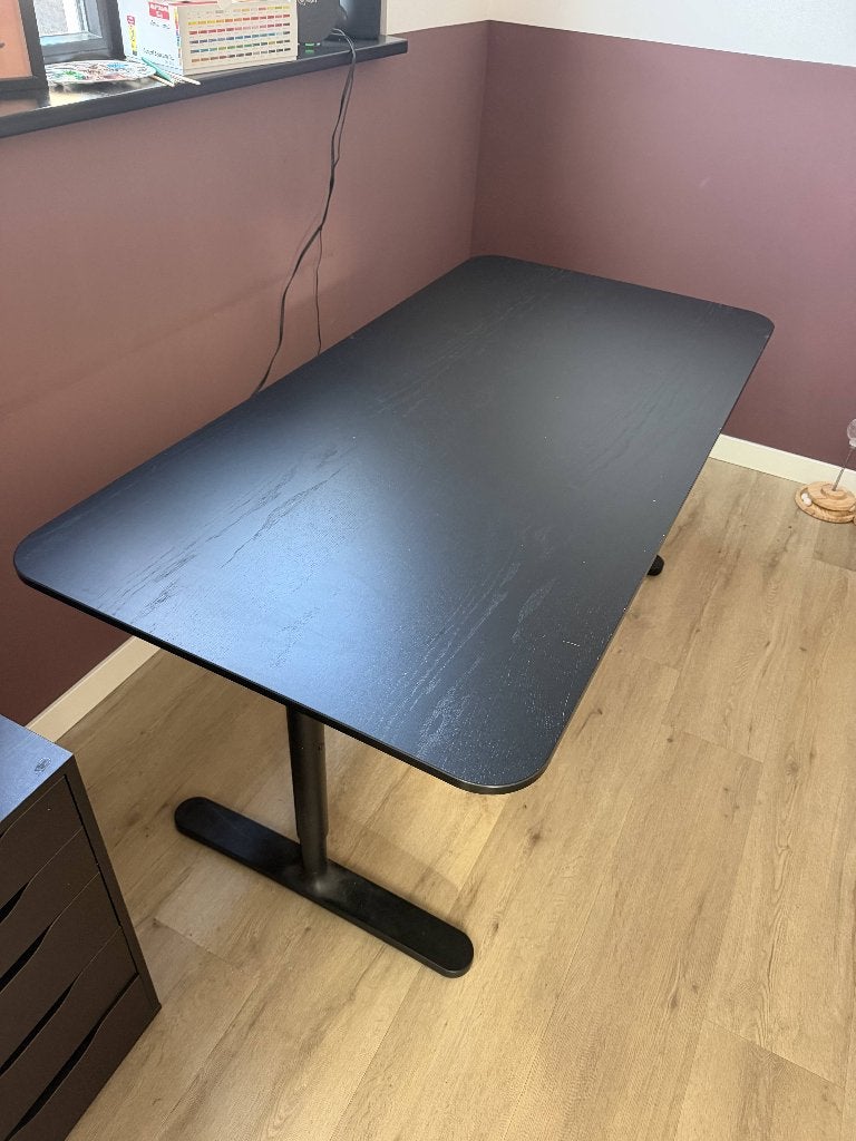 BEKANT bureau 160x80 gebeitst essenfineer/zwart, Ophalen, Zwart, 160 cm, Hout