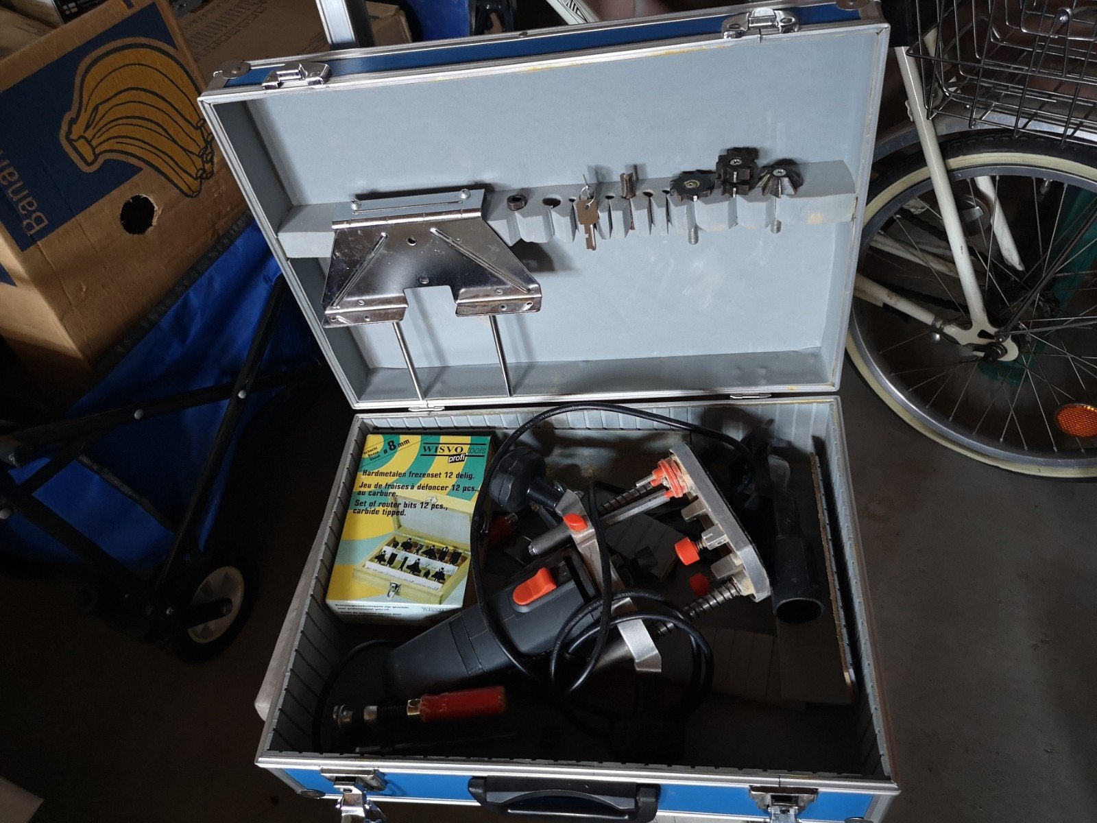 Kinzo bovenfrees met koffer, Ophalen of Verzenden, Gebruikt, 600 watt of meer, Overige typen