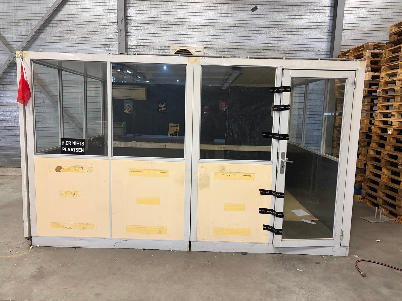 Modulaire kantoorunit / portacabin met airco, Ophalen