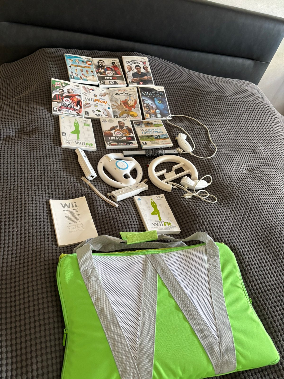 Wii accessoires en 10 spelletjes, Ophalen, Gebruikt, Sport, 3 spelers of meer