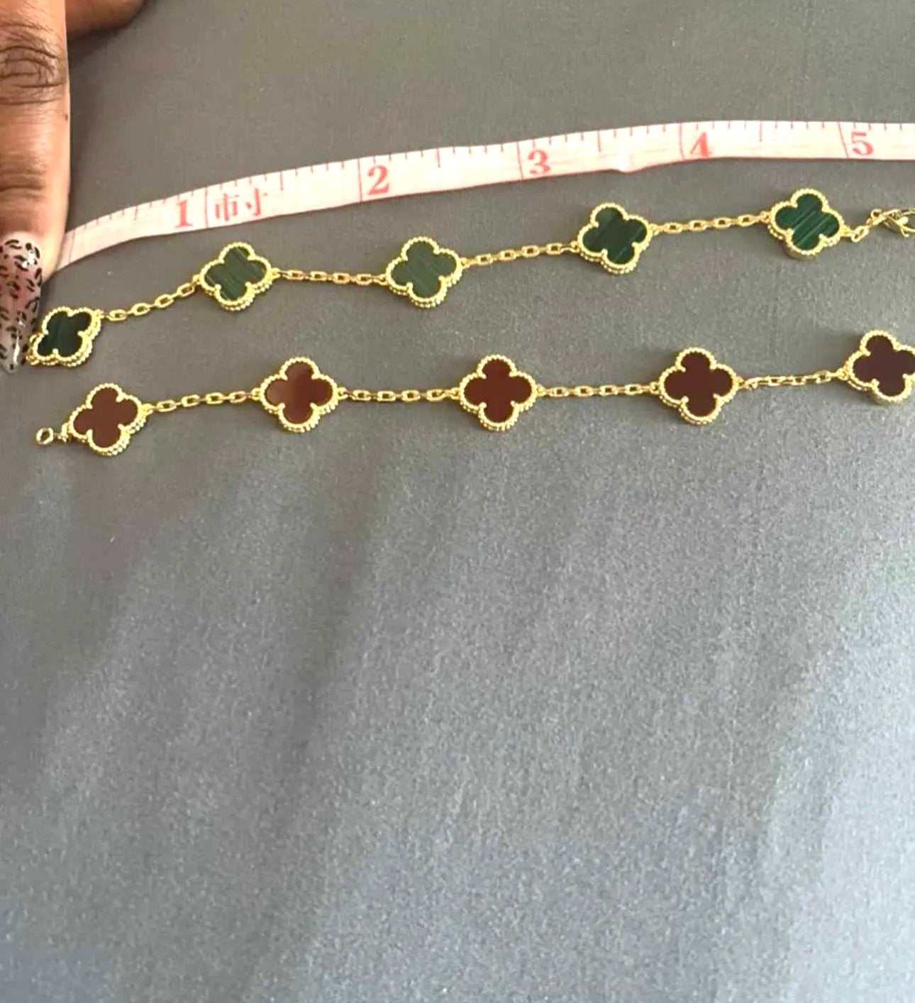 Van cleef armband rood, Ophalen of Verzenden, Nieuw, Goud