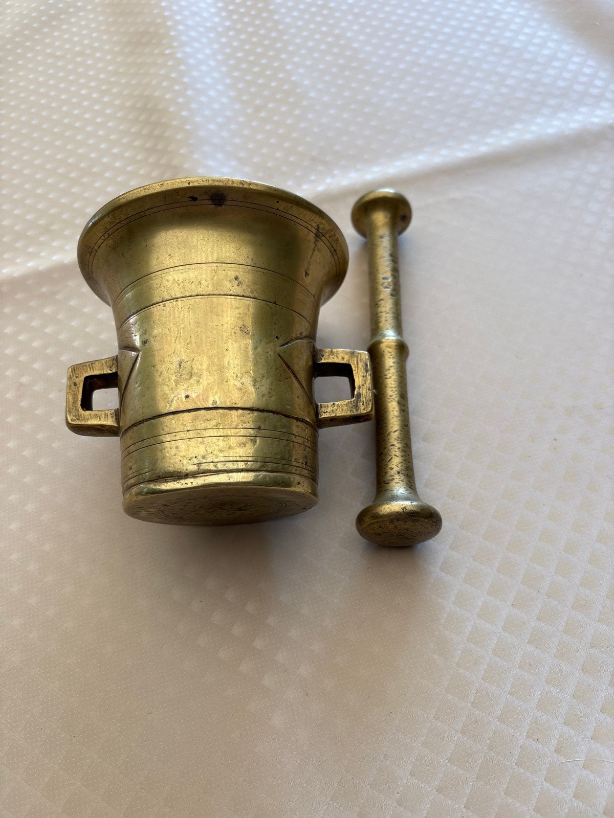 Antieke bronzen vijzel met stamper, Antiek en Kunst, Antiek | Overige Antiek, Ophalen of Verzenden