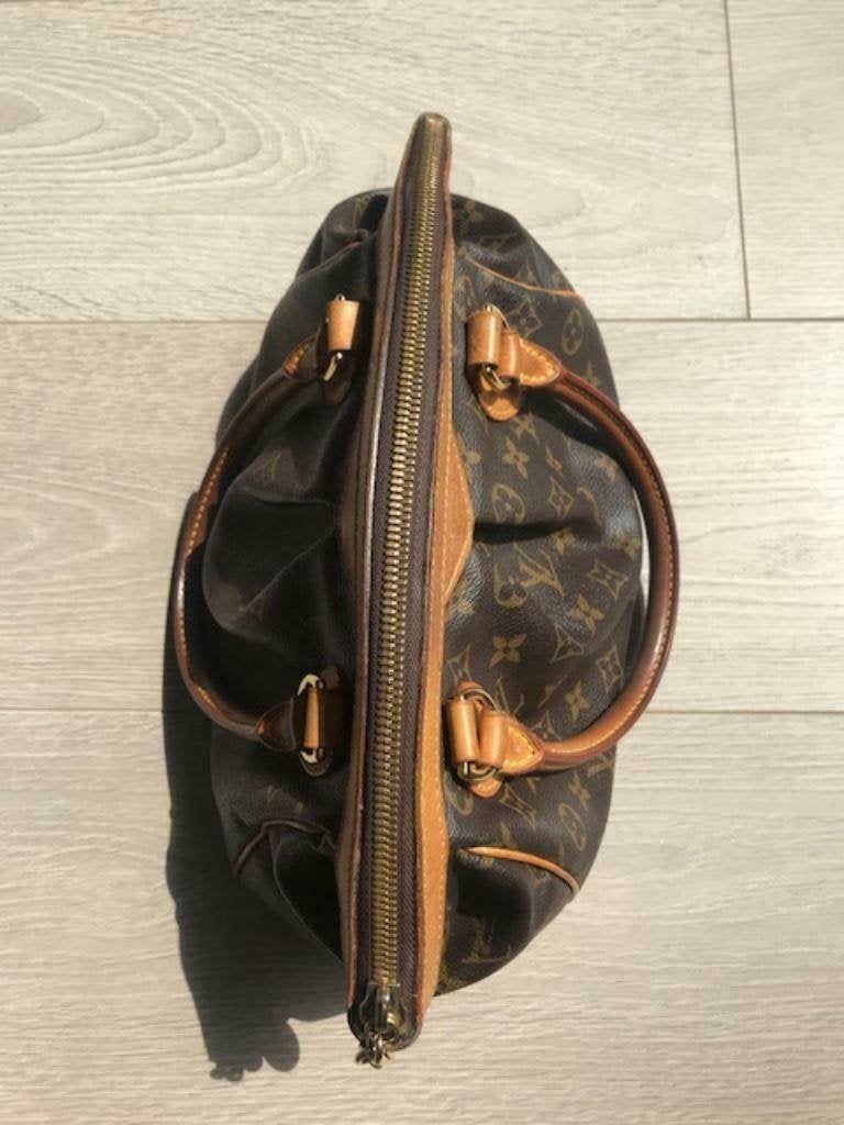 Louis Vuitton Monogram Canvas Tivoli GM Shoulder Bag, Overige merken, Gebruikt, Bruin, Ophalen of Verzenden