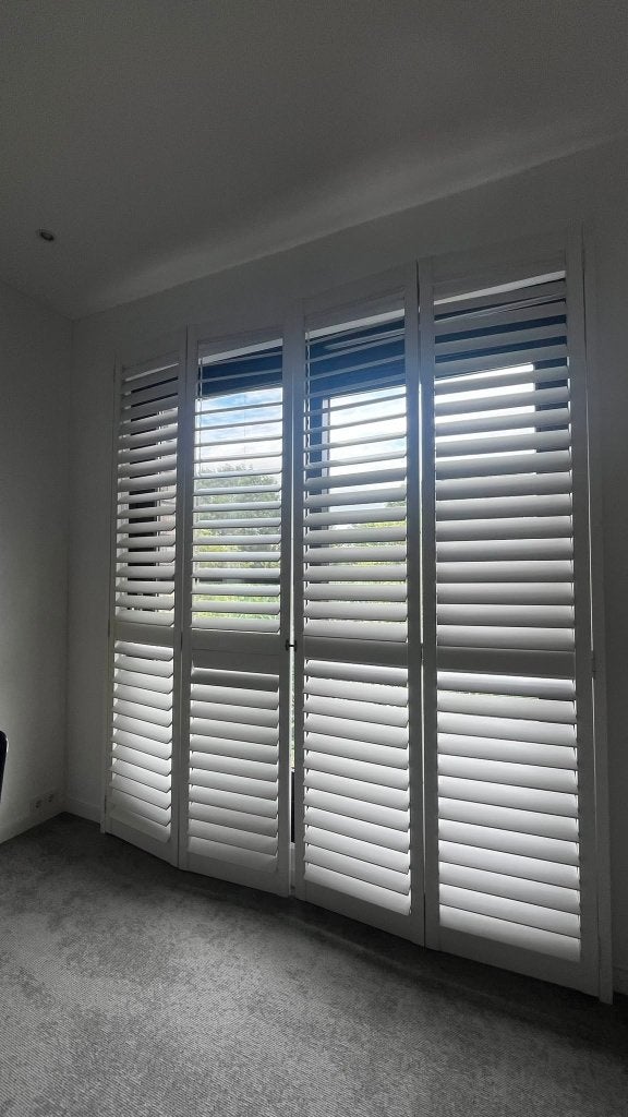 Mooie witte shutters – wegens verhuizing te koop, Ophalen, Gebruikt, Wit, Hout