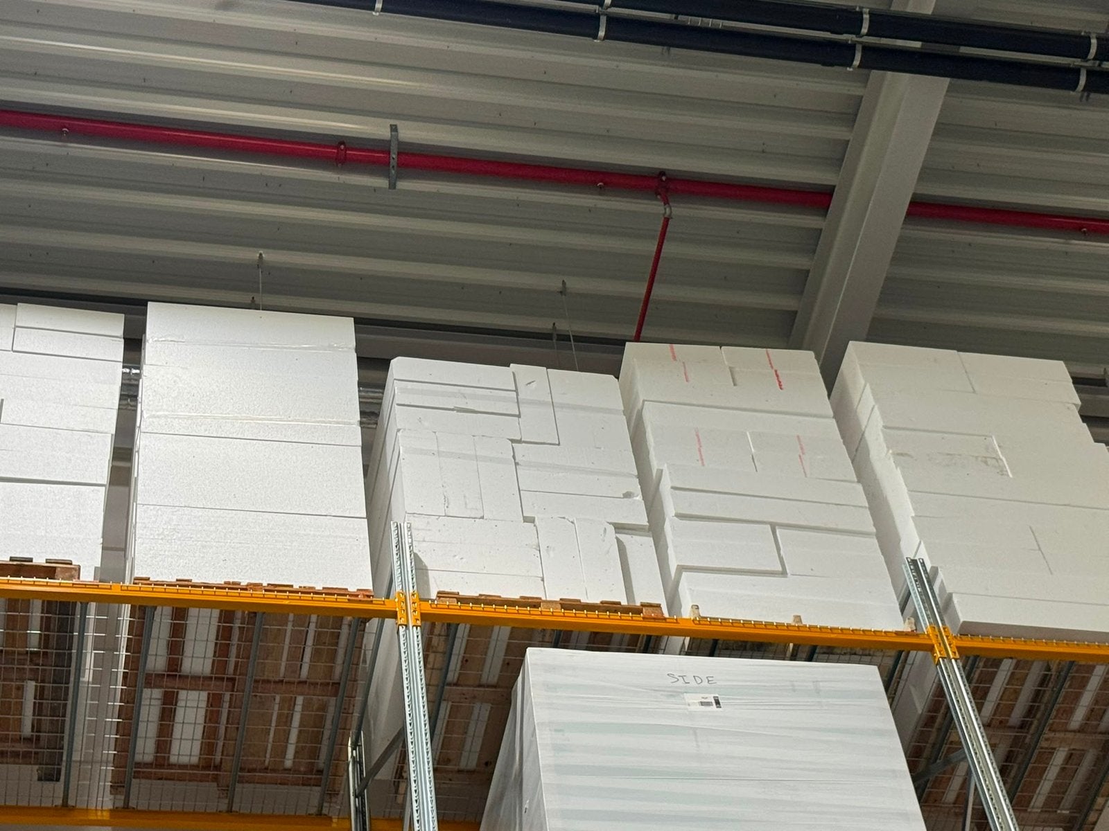 Partij EPS isolatieplaten 100x50x18 en 110x60x18 - 200 stuks, Minder dan 4 cm, Gebruikt, Ophalen of Verzenden, 15 m² of meer