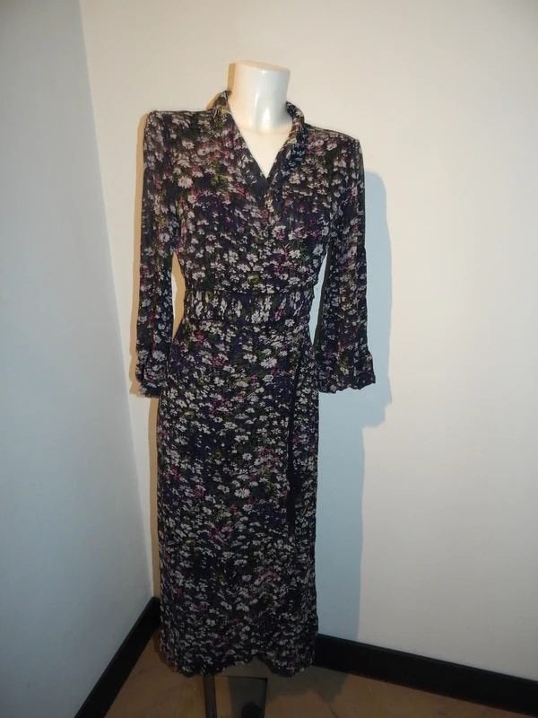 Ganni wrapdress bloemetjes print achterkant iets langer 40