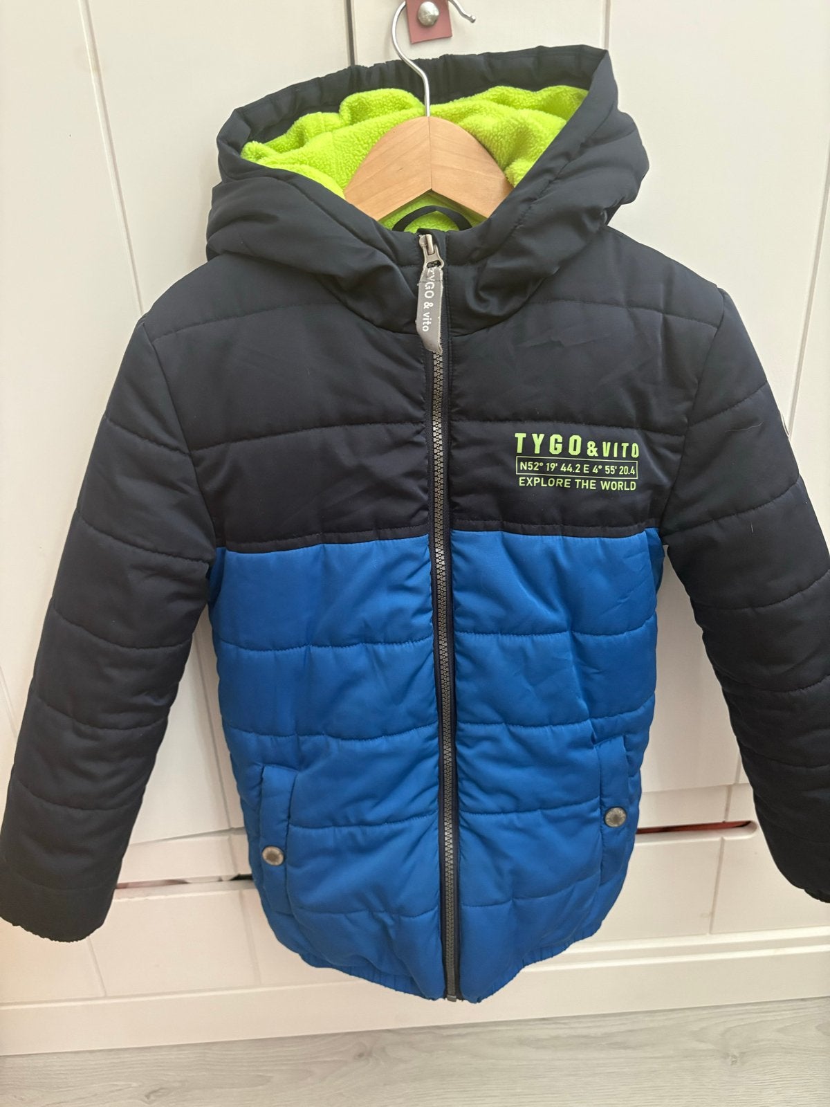 Winterjassen en regenjassen maat 122/128, Kinderen en Baby's, Ophalen of Verzenden, Gebruikt, Jongen, Jas
