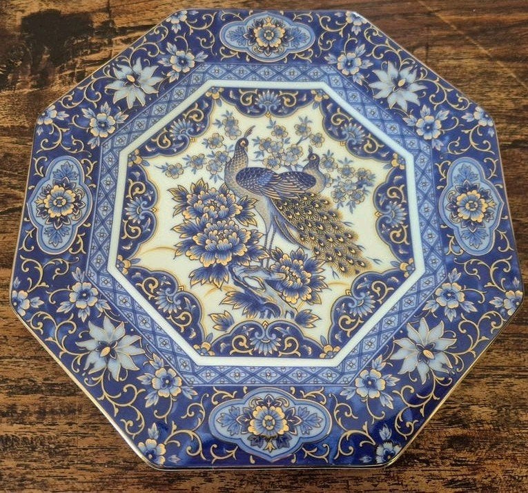 Vintage Octagonaal Pauwenbord - Blauw & Goud Porselein, Antiek en Kunst, Ophalen of Verzenden