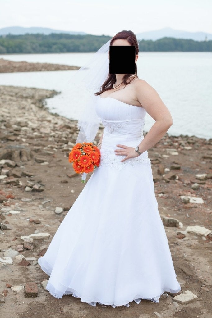 Witte strapless trouwjurk A-lijn met borduursel, maat L, Ophalen of Verzenden, Gedragen, Wit, Trouwjurk