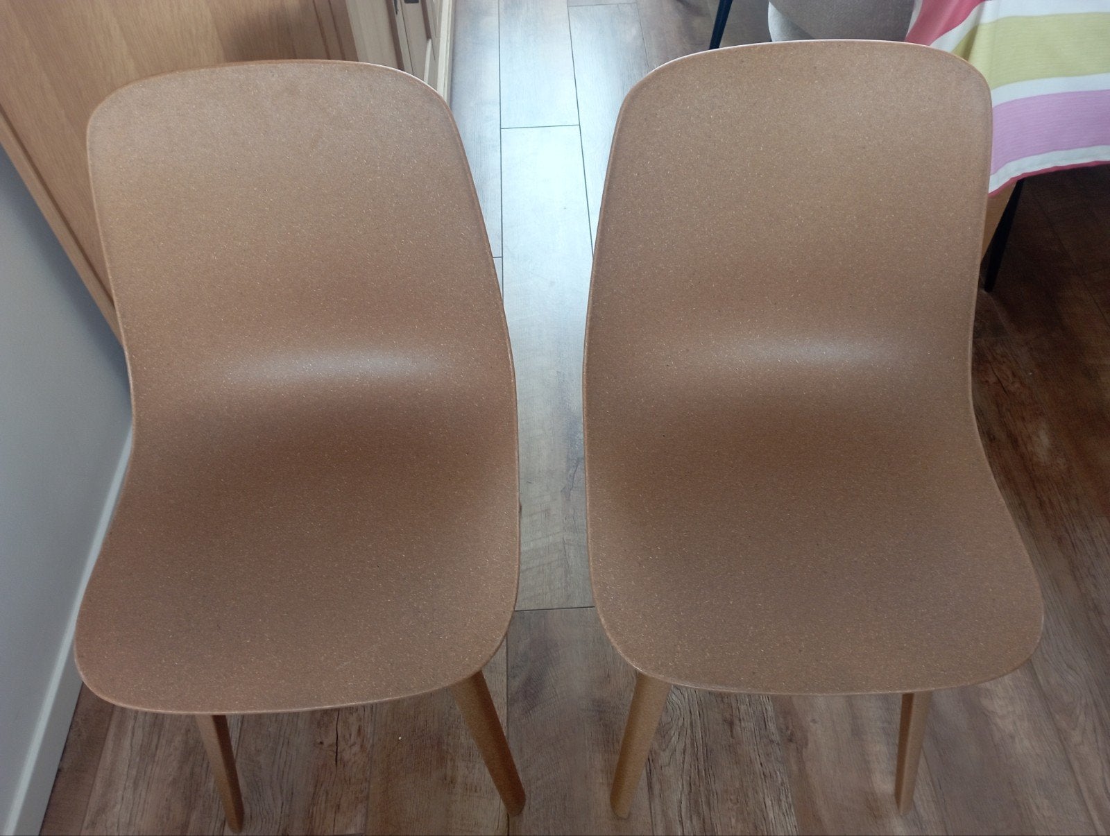 2x IKEA ODGER stoel -  2 mosterdgele stoelen nieuw, Hout, Ophalen of Verzenden, Zo goed als nieuw, Vijf, Zes of meer stoelen