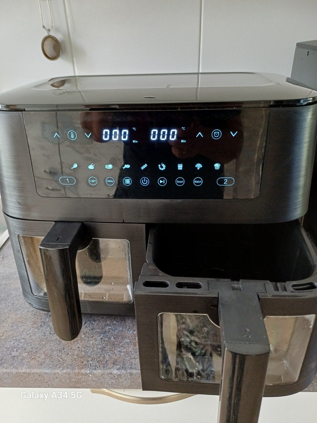 Zo goed als nieuwe Airfryer XXL met dubbele manden, Ophalen, Zo goed als nieuw, Airfryer XXL, 1500 gram of meer