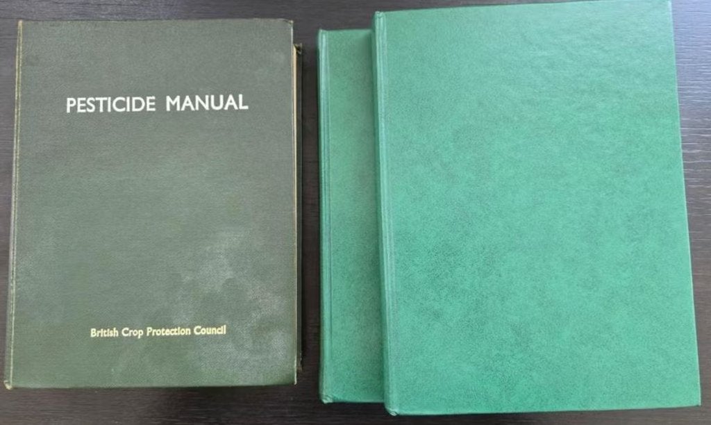 Pesticide Manual - British Crop Protection Council 1971, Ophalen of Verzenden, Beta, Gelezen, WO