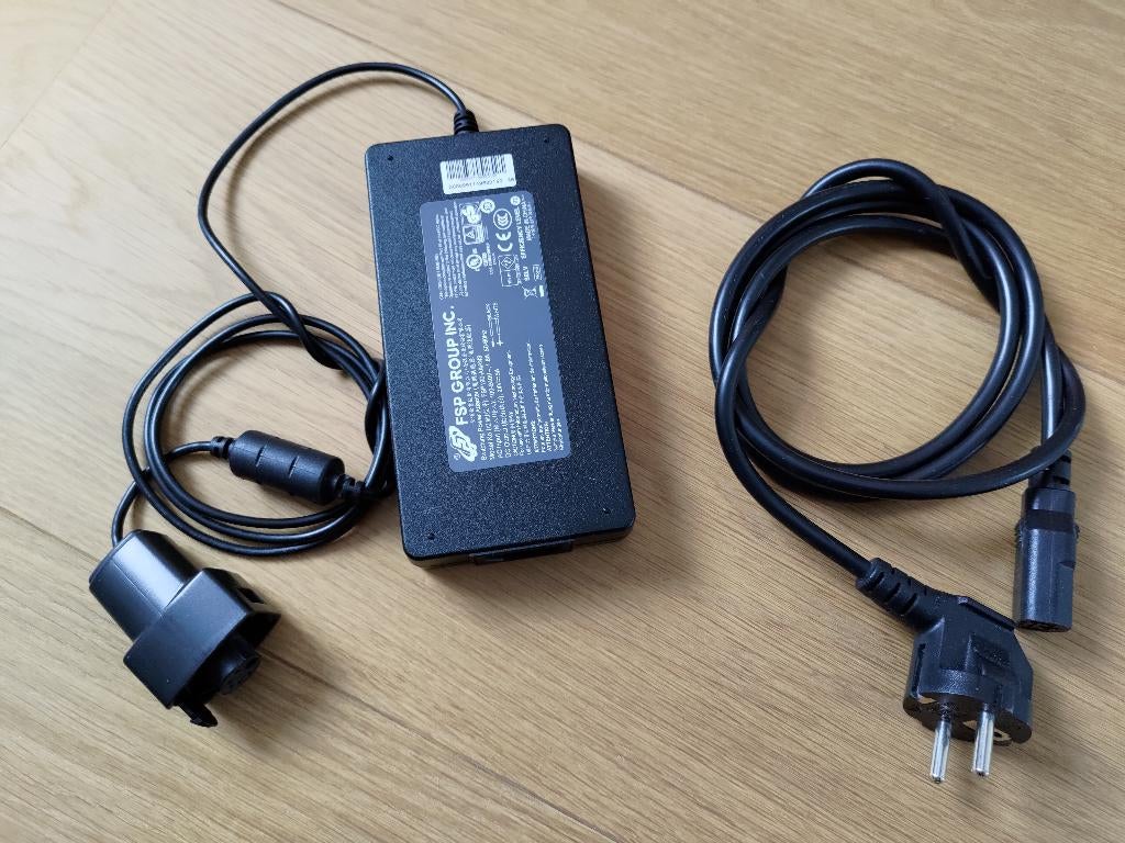 Oase Control Transformer 120W, zgan € 45 incl. verzendkosten, Ophalen of Verzenden, Zo goed als nieuw, Leeg aquarium, Oase