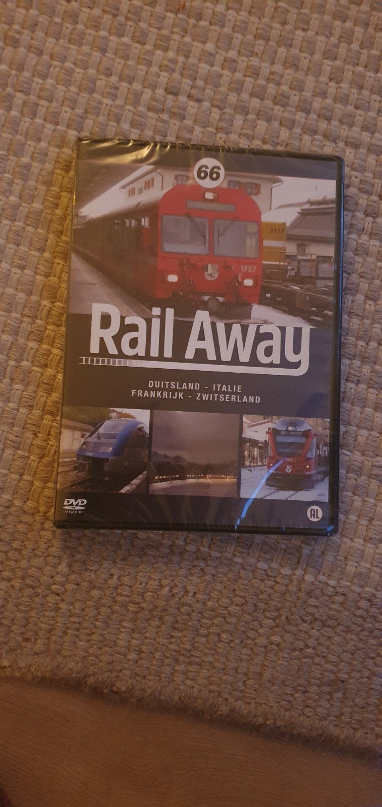Rail Away nr 66, Alle leeftijden, Ophalen of Verzenden, Zo goed als nieuw, Natuur