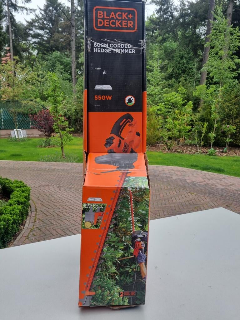 BLACK+DECKER Heggenschaar 550W - Nieuw in doos, Ophalen of Verzenden, Nieuw, Elektrisch, BLACK+DECKER