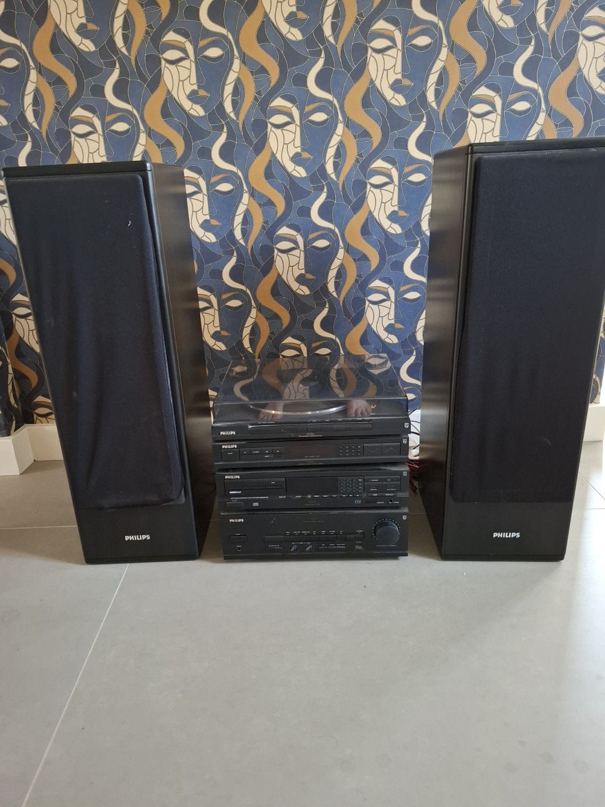 Philips Stereo. Versterker, Tuner, CD, Platenspeler, Ophalen, Philips, Gebruikt, Tuner of Radio