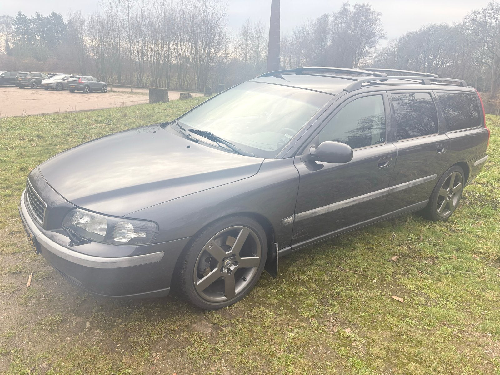 Volvo V70 2.3 T-5 250PK 2002 Grijs, Auto's, Voorwielaandrijving, 1800 kg, Stationwagon, Handgeschakeld