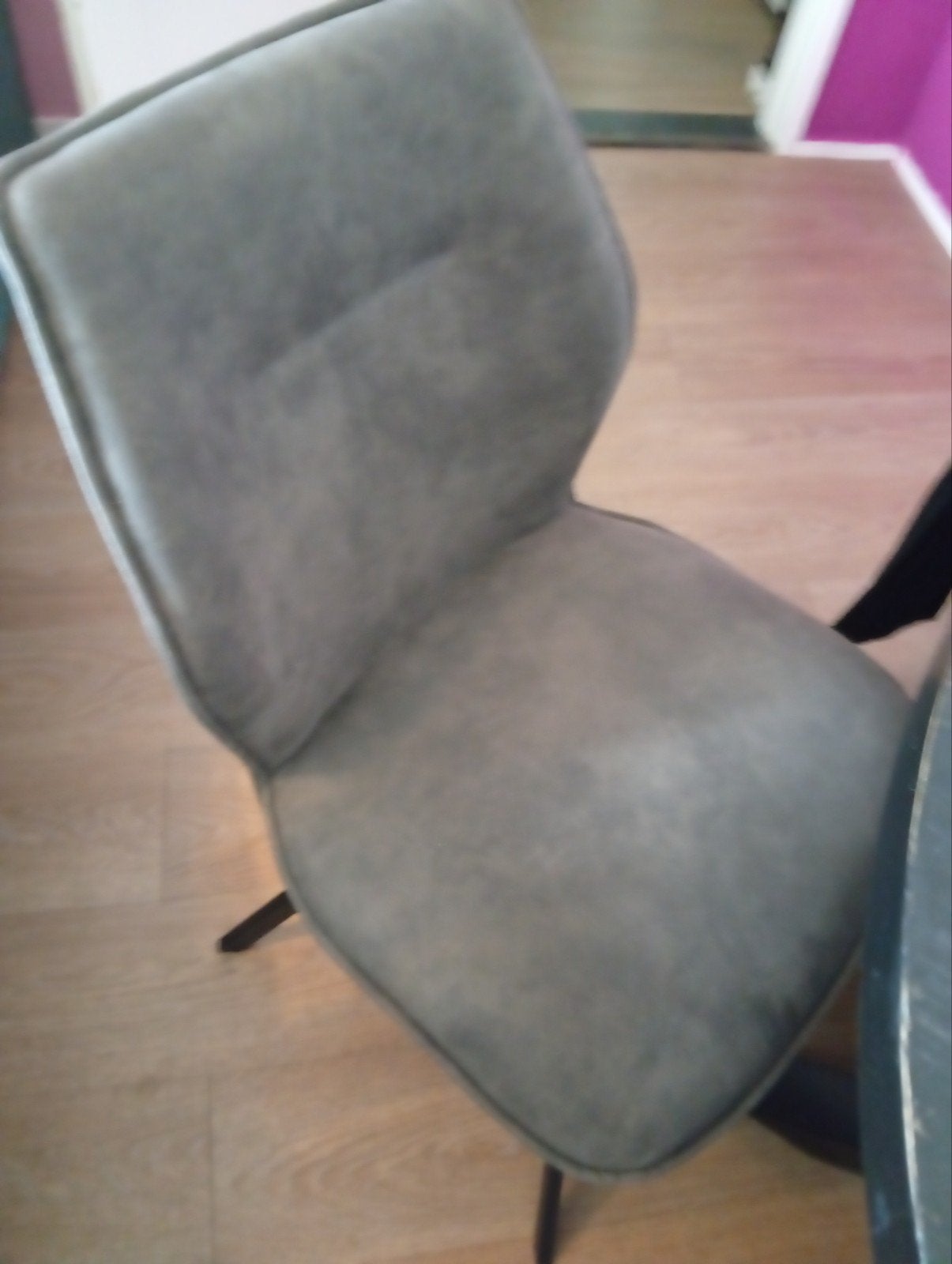 Moderne eetkamerstoel 'Raffy' van Leen Bakker, grijs, Huis en Inrichting, Stoelen, Ophalen, Gebruikt, Stof, Eén