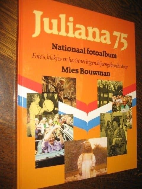 Juliana 75 / nationaal fotoalbum, Ophalen of Verzenden, 20e eeuw of later, Zo goed als nieuw