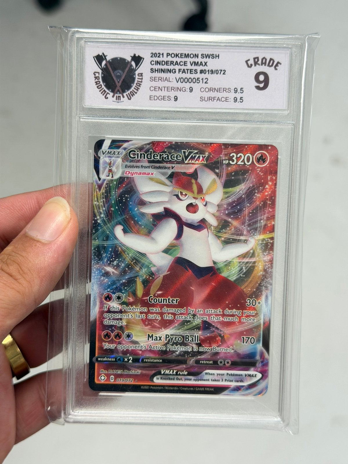 Pokémon Cinderace VMAX 019/072 Shining Fates Grade 9 graded, Ophalen of Verzenden, Zo goed als nieuw