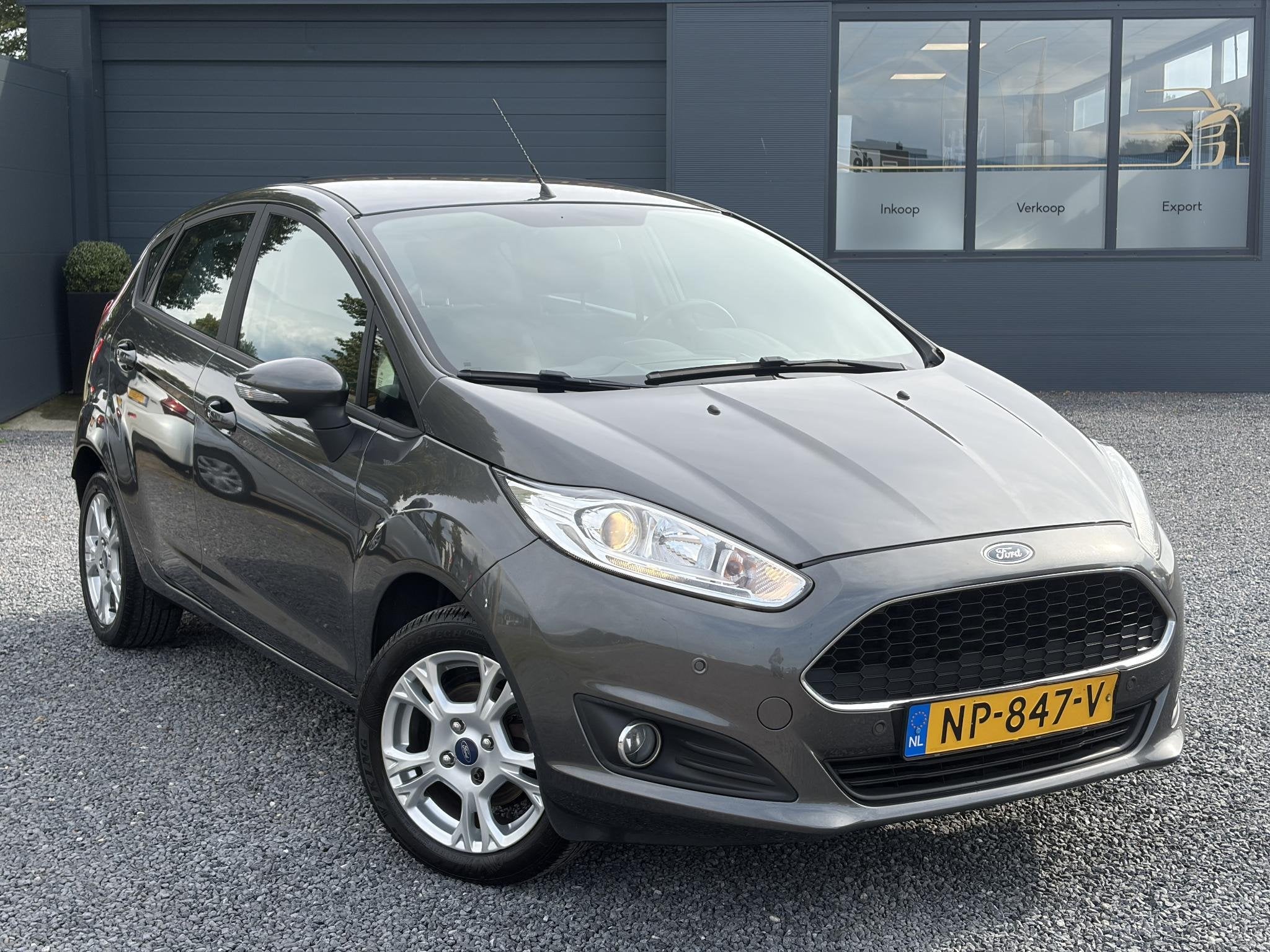 Ford Fiesta 1.0 Style Ultimate 2e Eigenaar l Navi l Airco l, Auto's, Voorwielaandrijving, Stof, Euro 6, 525 kg
