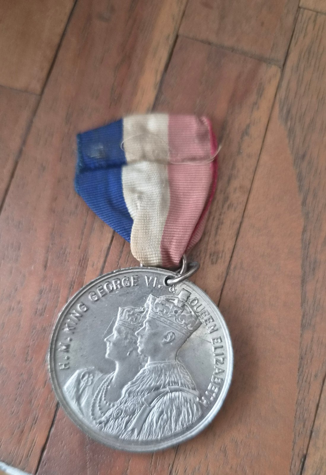 coronation Medal King George & Elizabeth, Ophalen of Verzenden, Overige materialen