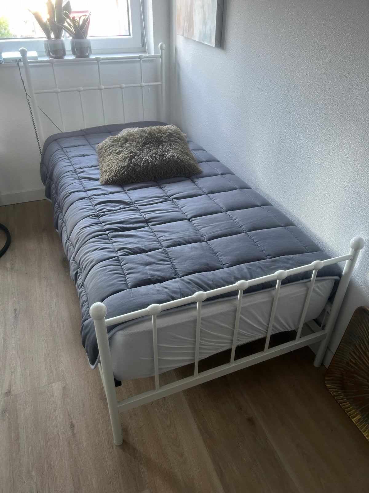Wit eenpersoonsbed met lattenbodem, Ophalen, Gebruikt, 90 cm, Eenpersoons