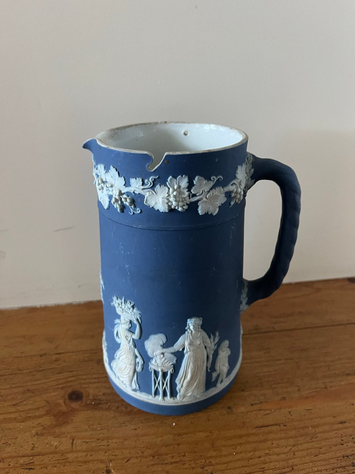 Wedgwood Jasperware blauwe kan, Antiek en Kunst, Ophalen of Verzenden
