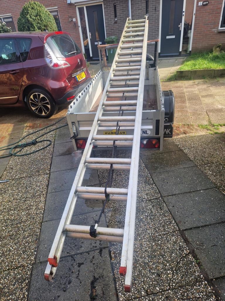 Uitschuifladder, 2x 17 spots, Doe-het-zelf en Verbouw, Ladders en Trappen, Ophalen, Zo goed als nieuw, Ladder, Opvouwbaar of Inschuifbaar