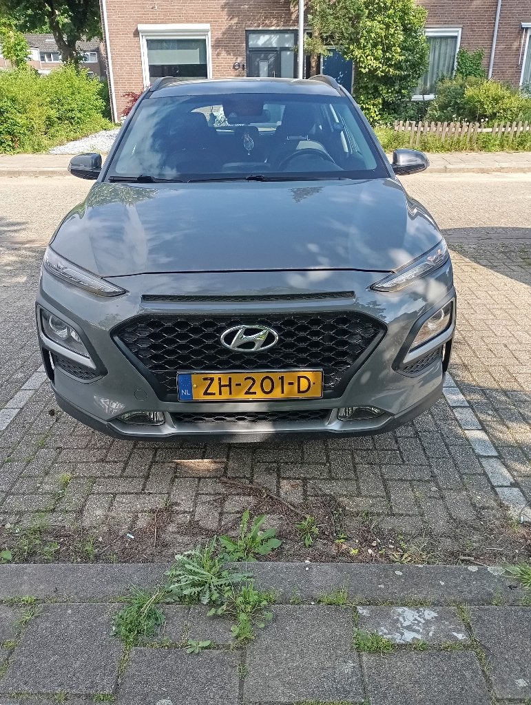 Hyundai Kona 1.0 T-gdi 120pk 2WD 2019 Grijs, Auto's, Hyundai, Voorwielaandrijving, Stof, Origineel Nederlands, 1200 kg