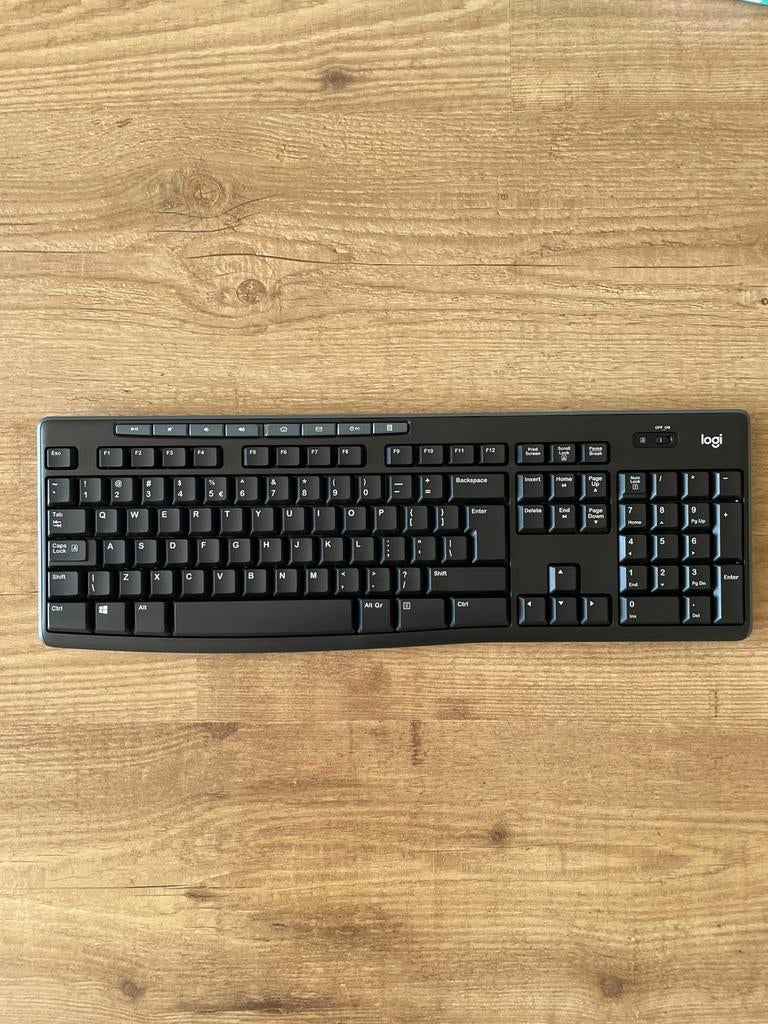 Gloednieuw Logitech MK270 toetsenbord, Computers en Software, Multimediatoetsen, Nieuw, Numeriek, Ophalen of Verzenden