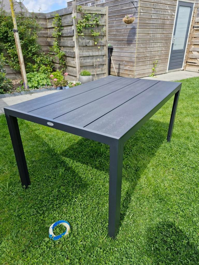 Zgan tuintafel Maderup van Jysk. 150 x 90, Tuin en Terras, Tuintafels, Ophalen, Zo goed als nieuw, Rechthoekig, Aluminium
