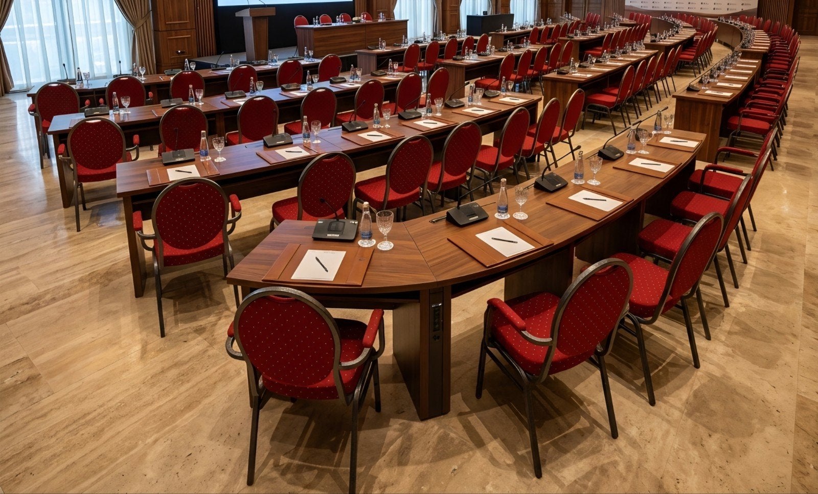 80 x stackchairs rood vergaderstoelen kantine stoelen zaal, Ophalen of Verzenden, Zo goed als nieuw, Rood, Vijf, Zes of meer stoelen